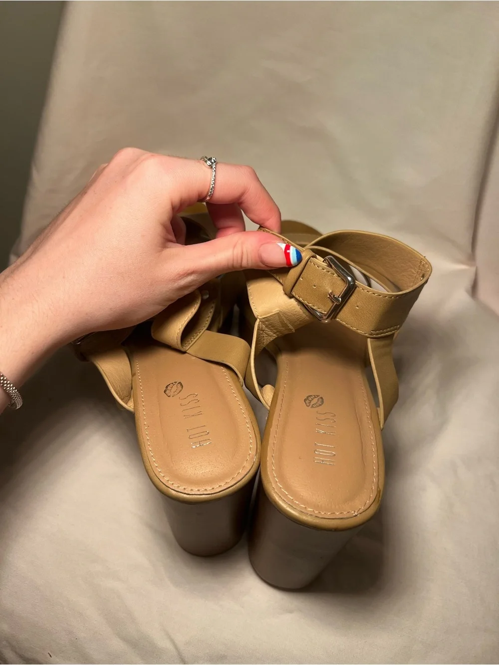Hot Kiss Tan Platform Strappy Block Heel Sandals Size 10/11
